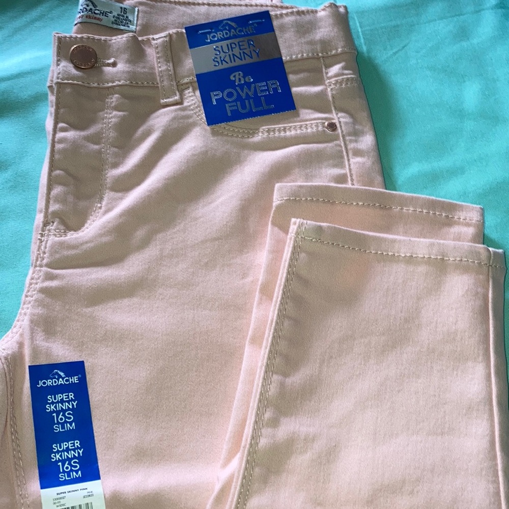 #2345 NWT Girl’s Jordache Skinny Jeans